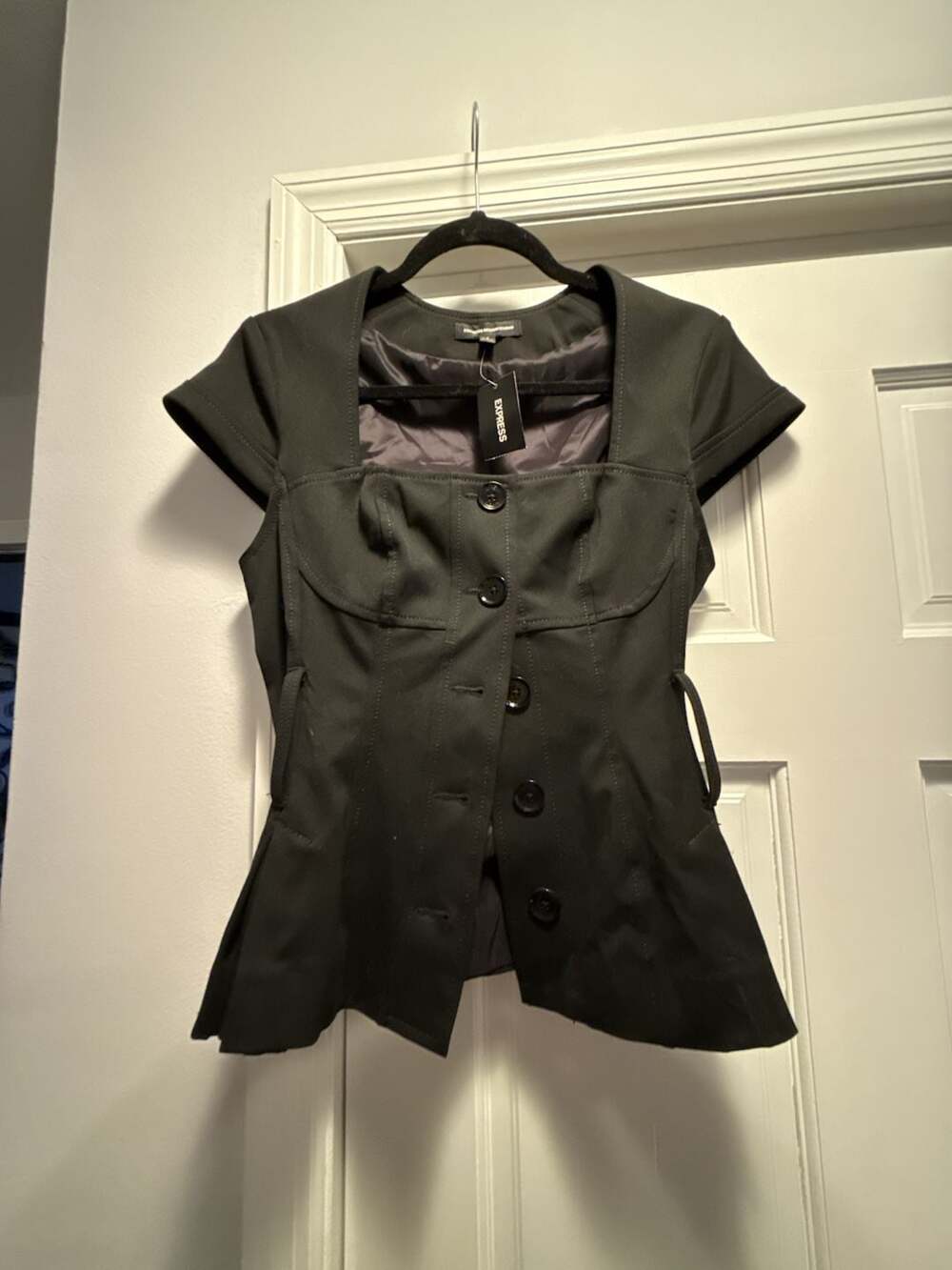 Express Design Studio Black Peplum Button-Front Top Size 6